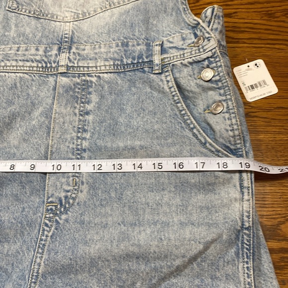 NWT We The Free Denim Overalls Size Small Blue Wide Leg Distressed Lyocell - Picture 5 of 13